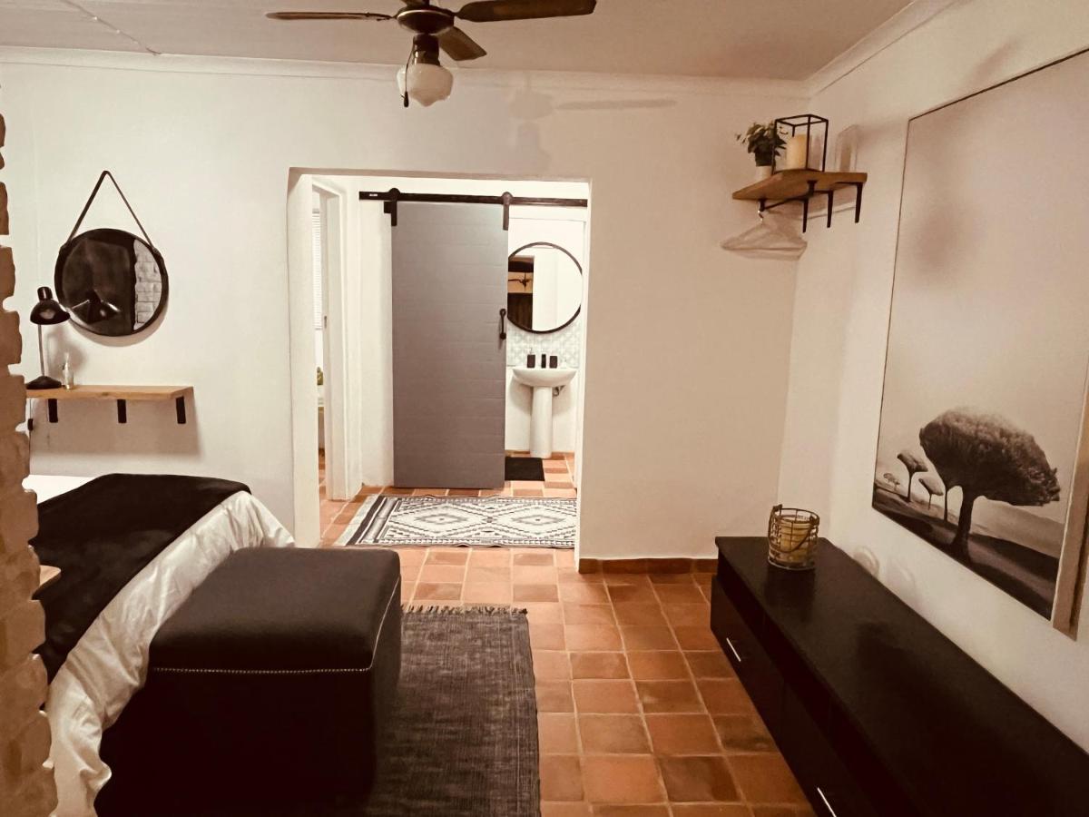The Hart House Bed & Breakfast Hartbeespoort Ngoại thất bức ảnh