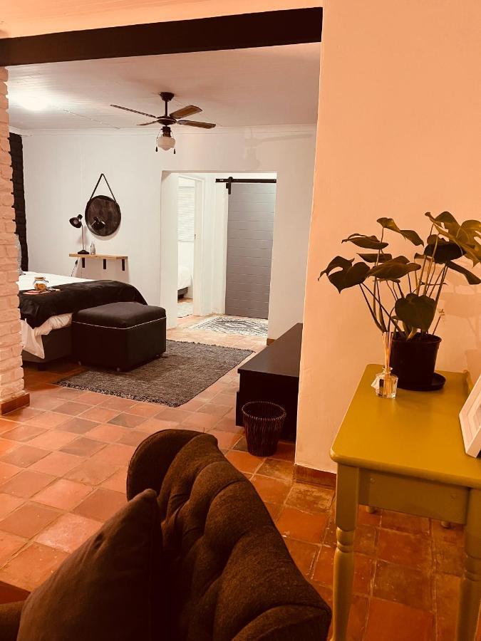 The Hart House Bed & Breakfast Hartbeespoort Ngoại thất bức ảnh