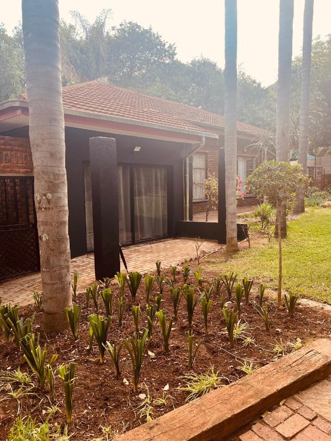 The Hart House Bed & Breakfast Hartbeespoort Ngoại thất bức ảnh