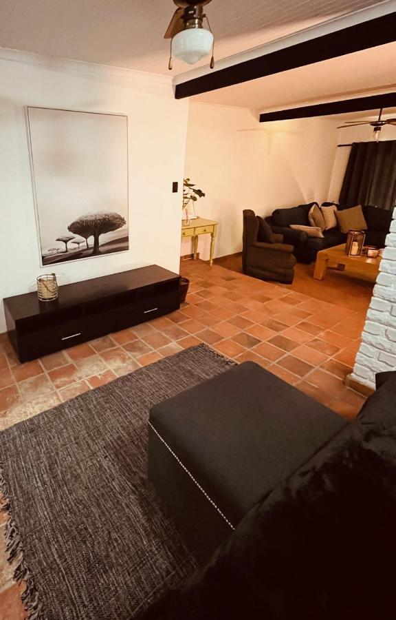 The Hart House Bed & Breakfast Hartbeespoort Ngoại thất bức ảnh